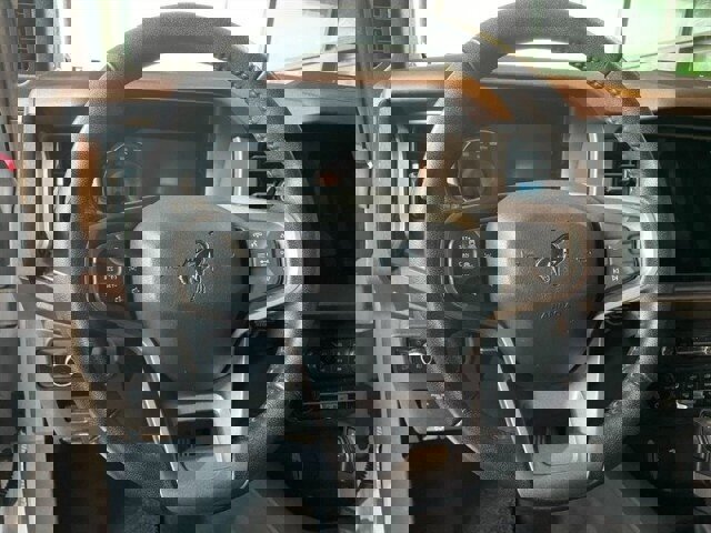 Used 2023 Ford Bronco Outer Banks image 27