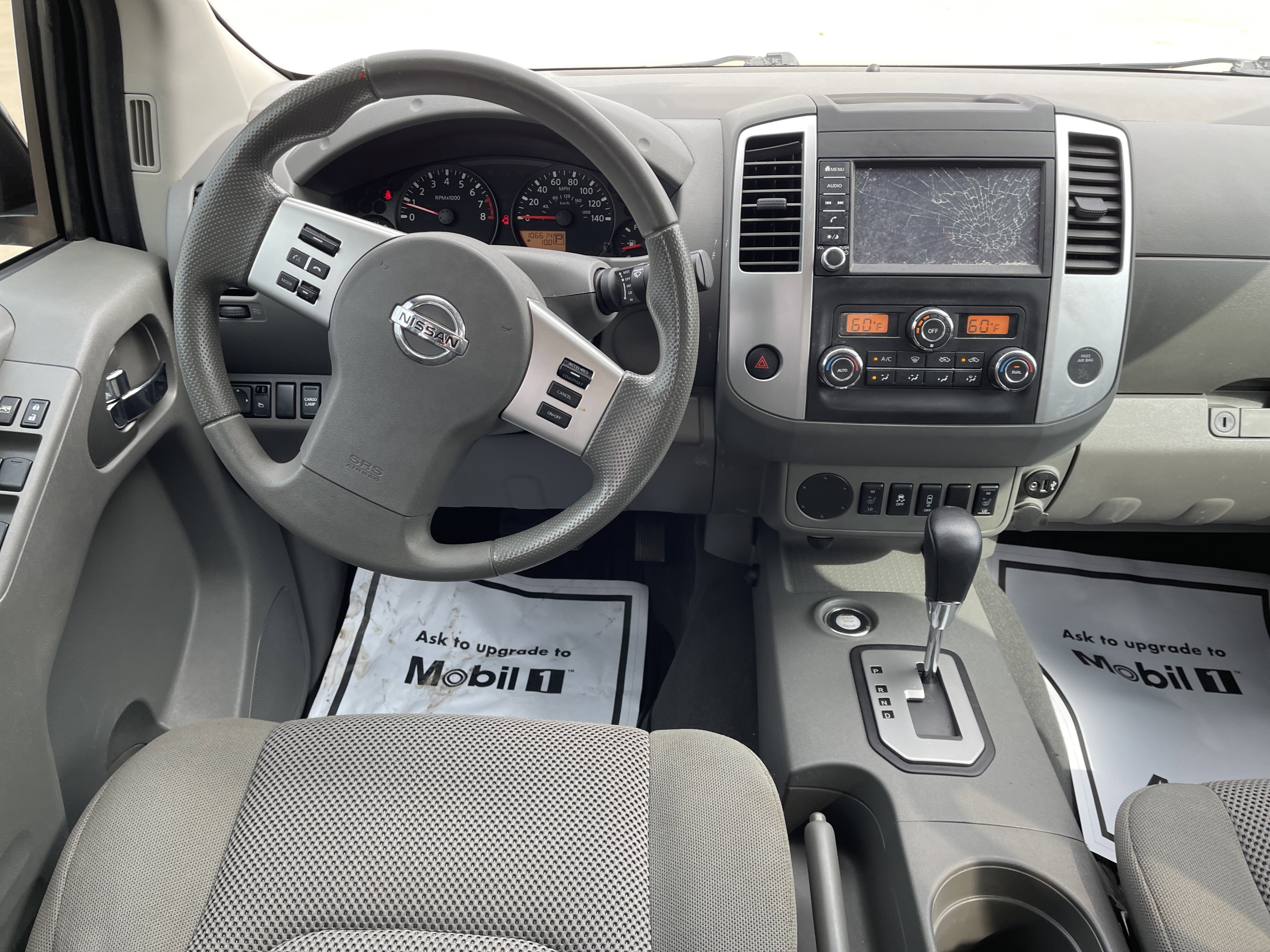 Used 2020 Nissan Frontier SV w/ Midnight Edition Floor Mats image 16