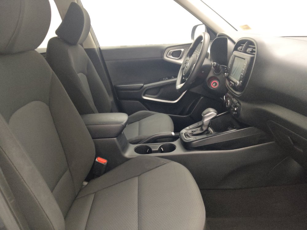 Used 2021 Kia Soul LX FWD image 21
