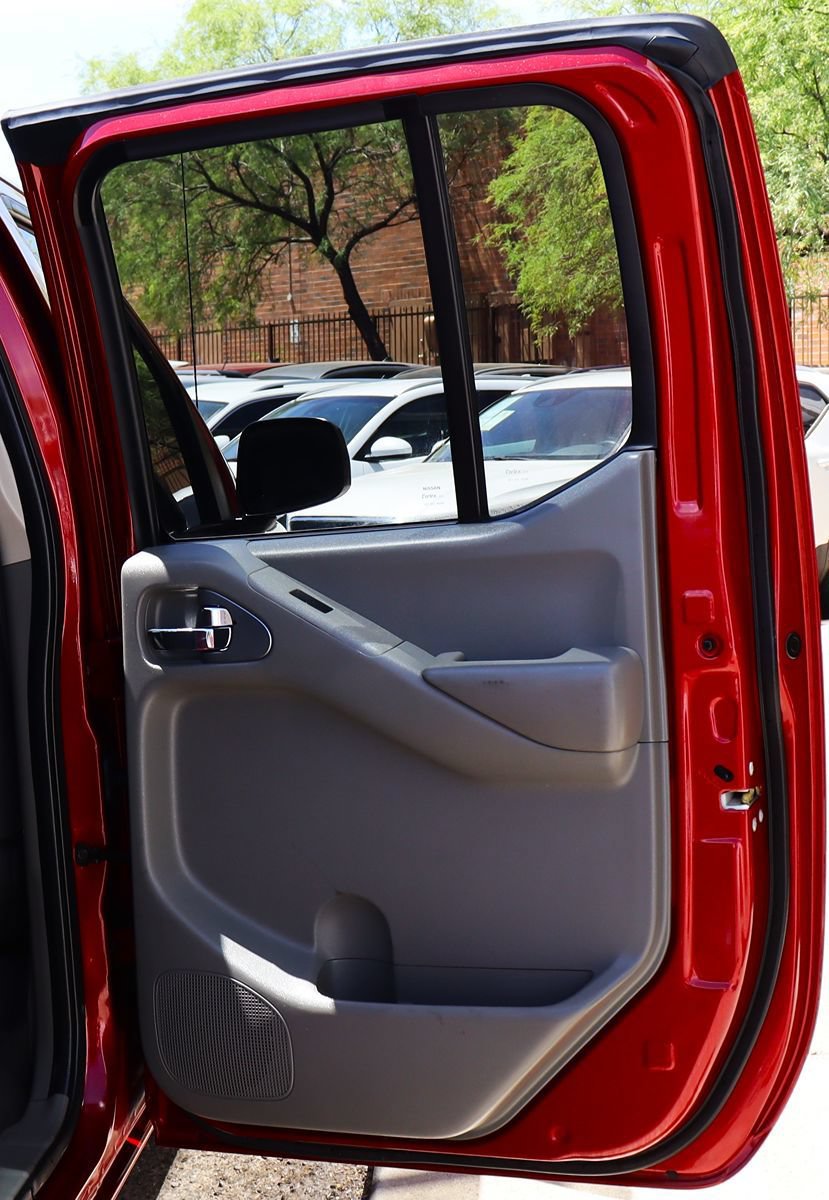Used 2021 Nissan Frontier SV RWD image 26