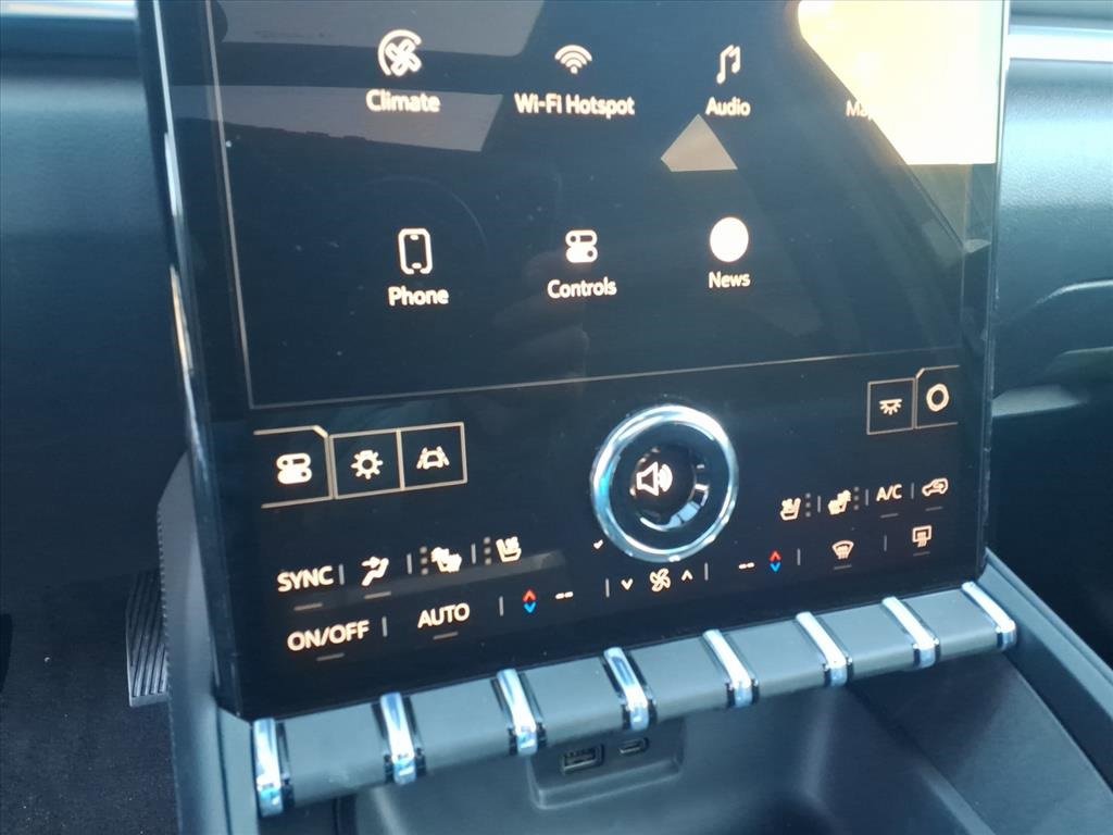 New 2026 GMC Terrain Elevation w/ Elevation Premium Package image 10