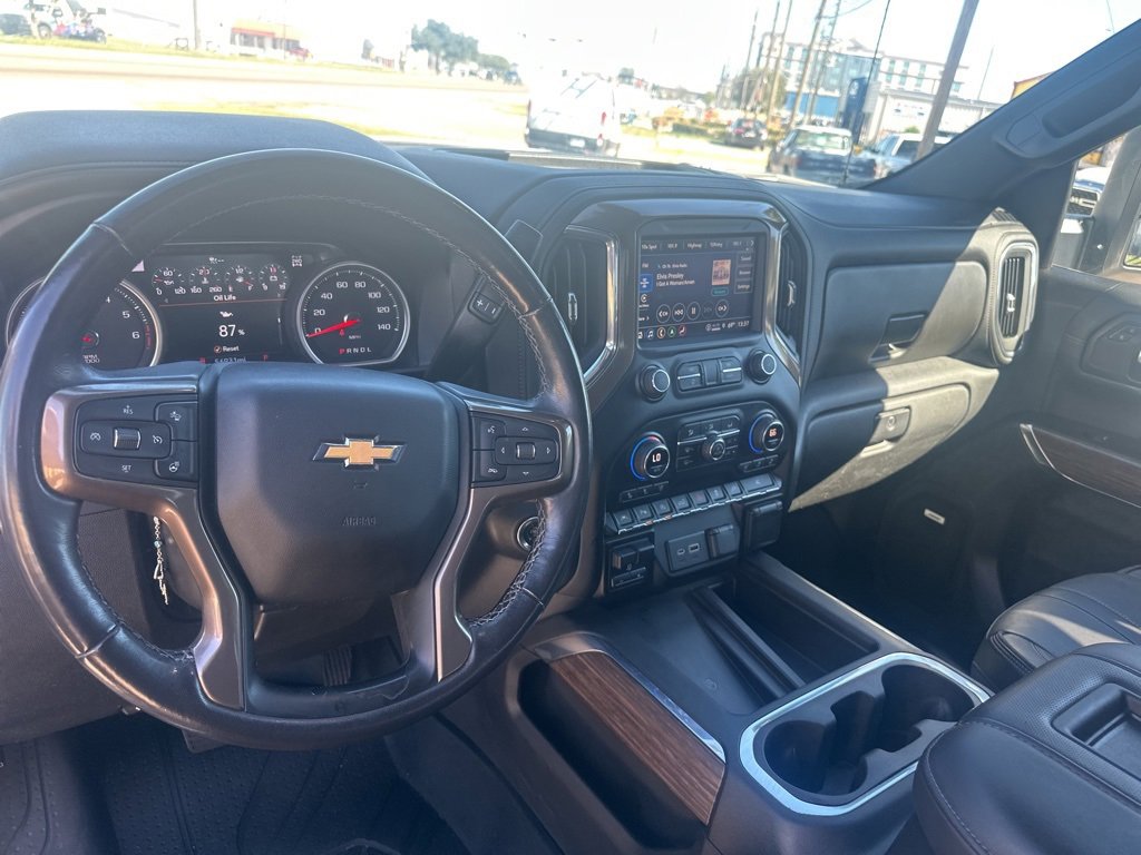 Used 2021 Chevrolet Silverado 1500 High Country w/ Technology Package image 20