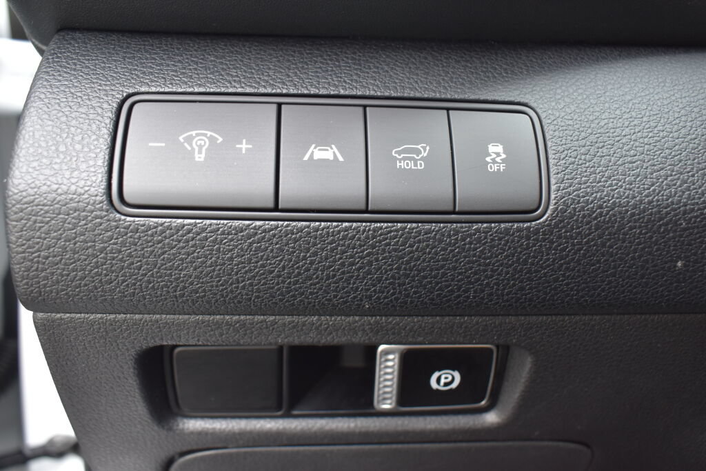Used 2021 Hyundai Santa Fe SEL w/ Convenience Package AWD/4WD image 11