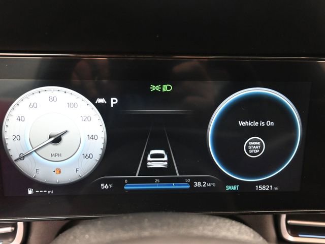 Used 2023 Hyundai Elantra Limited image 18