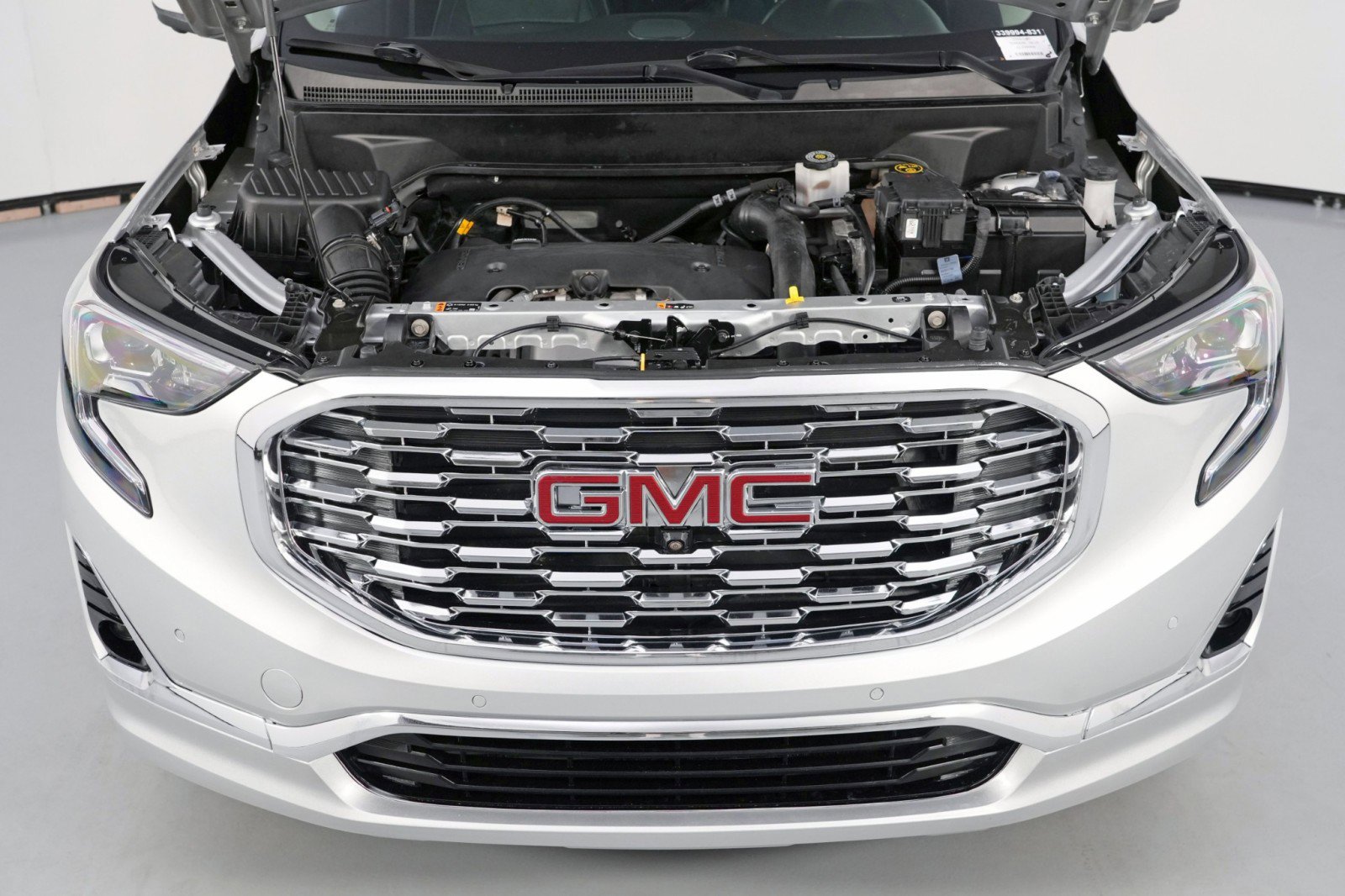 Used 2020 GMC Terrain Denali w/ GMC Pro Grade Package image 7