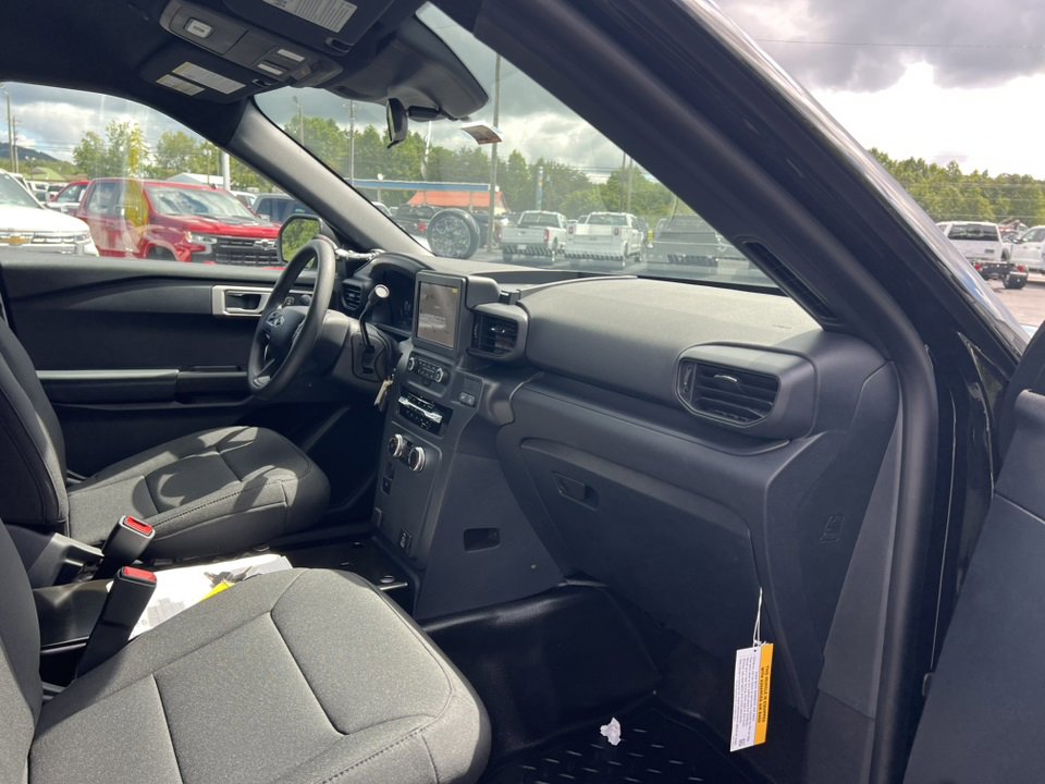 New 2025 Ford Explorer 4WD Police Interceptor image 11