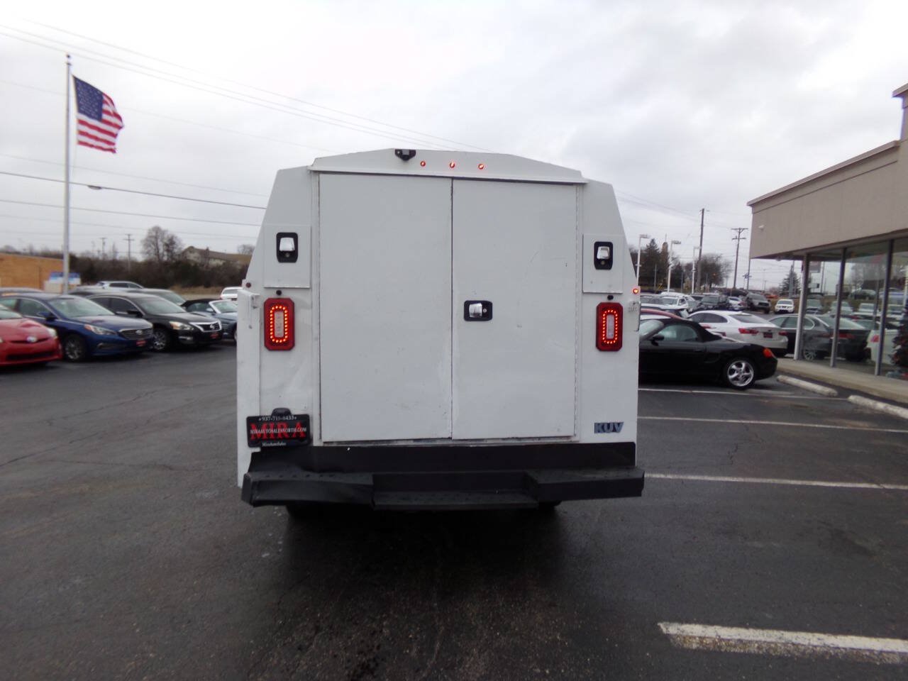 Used 2019 Chevrolet Express 3500 w/ Power Convenience Package RWD image 7
