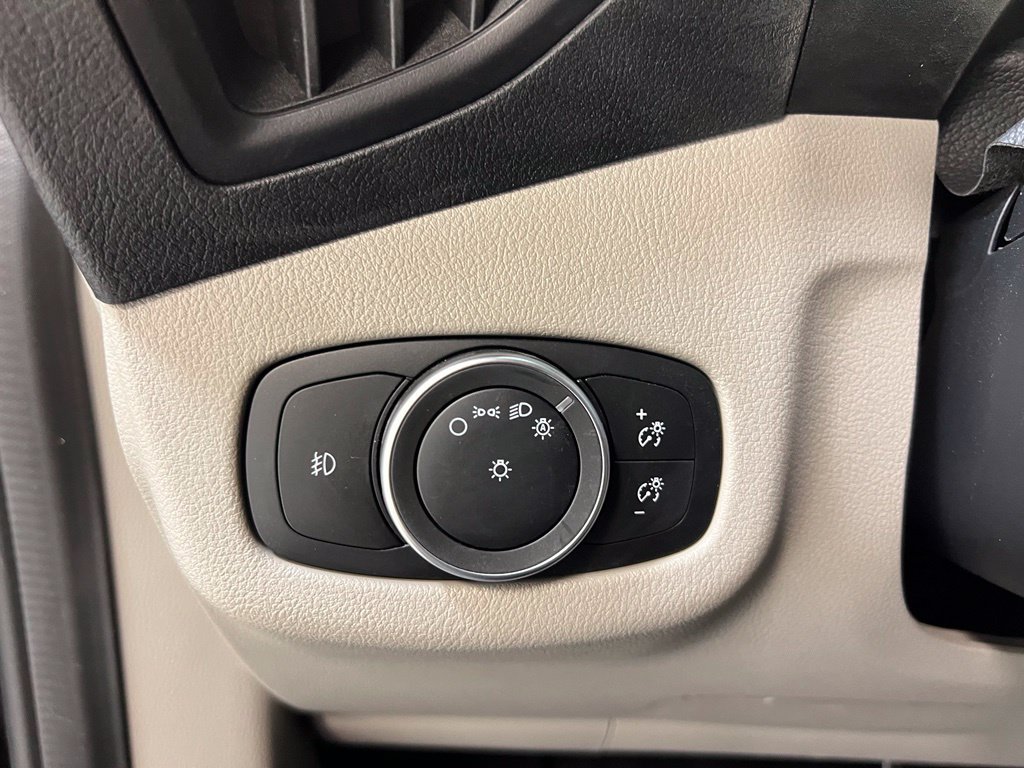 Used 2023 Ford Transit Connect Titanium FWD image 18