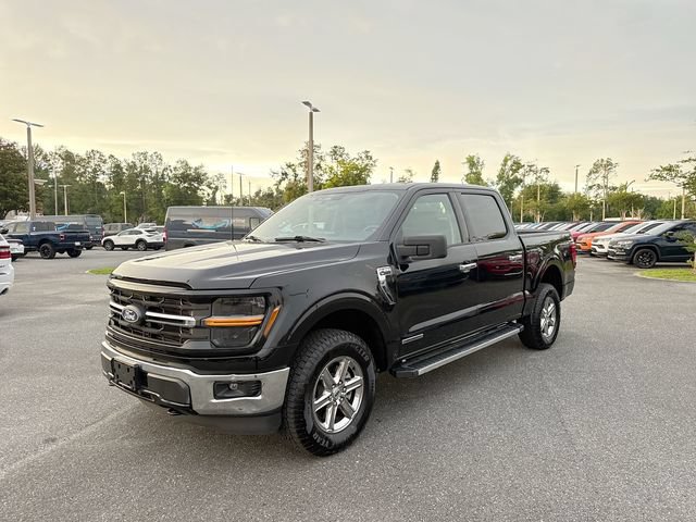 Used 2025 Ford F150 XLT w/ Equipment Group 301A Standard AWD/4WD image 7