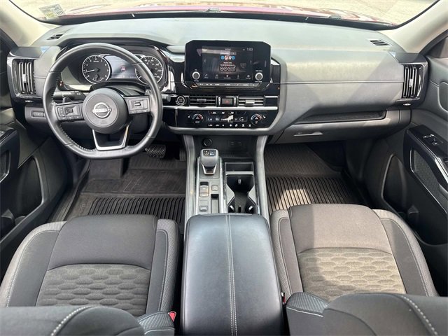 Used 2022 Nissan Pathfinder SV image 17