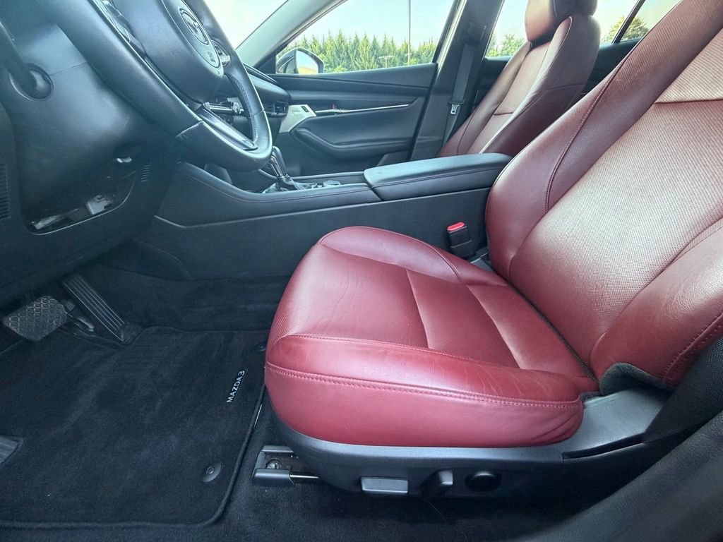 Used 2023 MAZDA MAZDA3 s FWD image 17