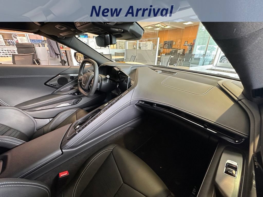 Certified 2025 Chevrolet Corvette Stingray Preferred Cpe w/ Z51 Performance Package RWD image 4