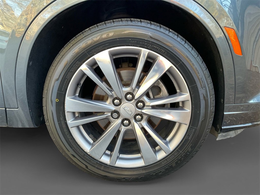 Used 2020 Cadillac XT6 Premium Luxury image 16