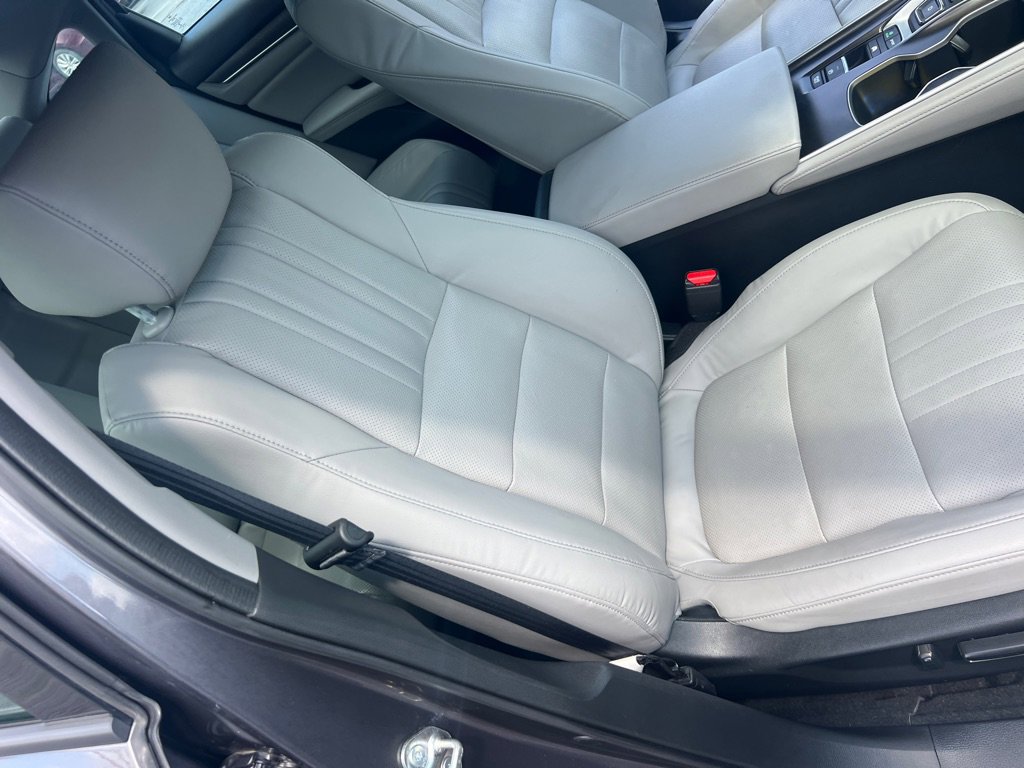 Used 2018 Honda Accord Touring image 20