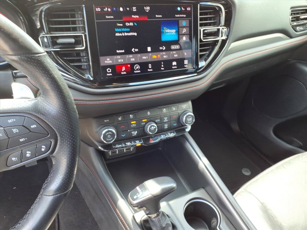 Used 2024 Dodge Durango GT AWD/4WD image 15
