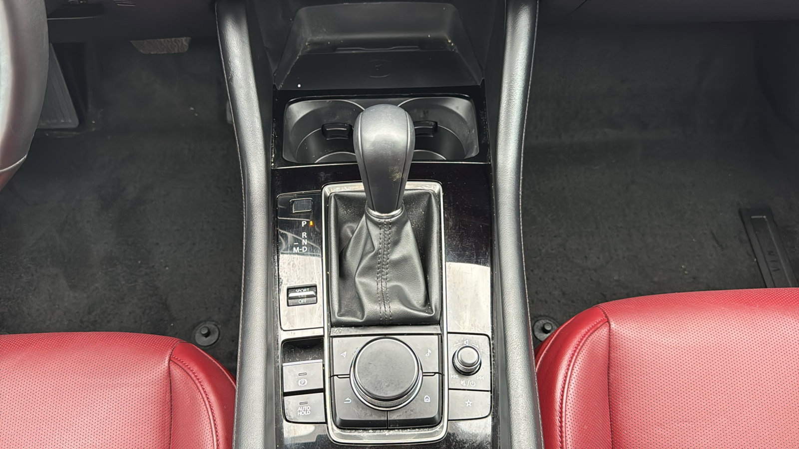 Used 2025 MAZDA MAZDA3 Hatchback w/ Appearance Package image 32