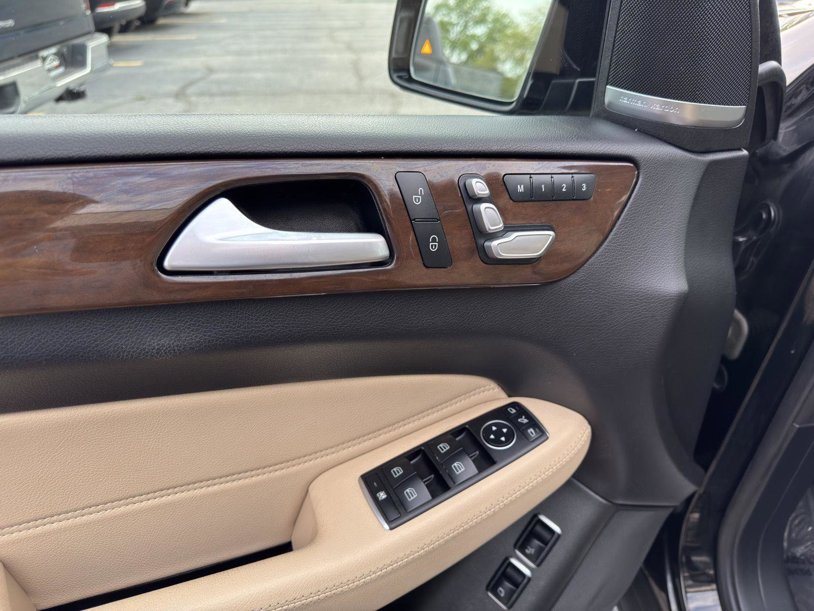 Used 2019 Mercedes-Benz GLS 450 4MATIC w/ Premium 1 Package image 14