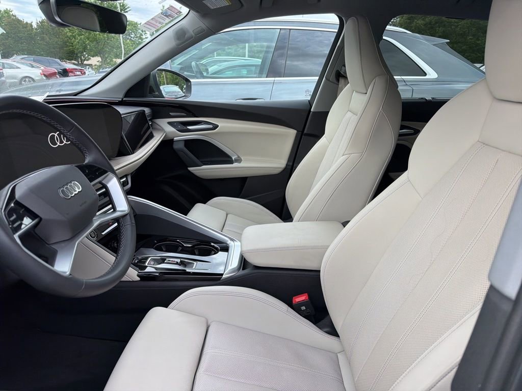 Used 2025 Audi Q5 Prestige AWD/4WD image 12
