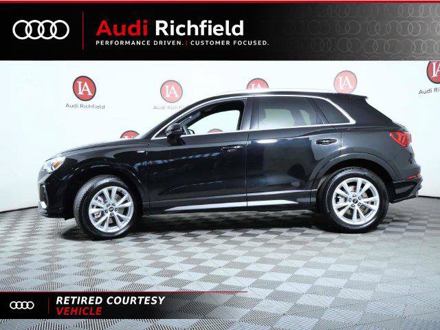 Certified 2025 Audi Q3 2.0T Premium w/ Convenience Package AWD/4WD image 7