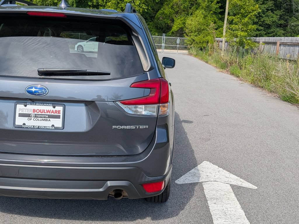 Used 2022 Subaru Forester Premium AWD/4WD image 8