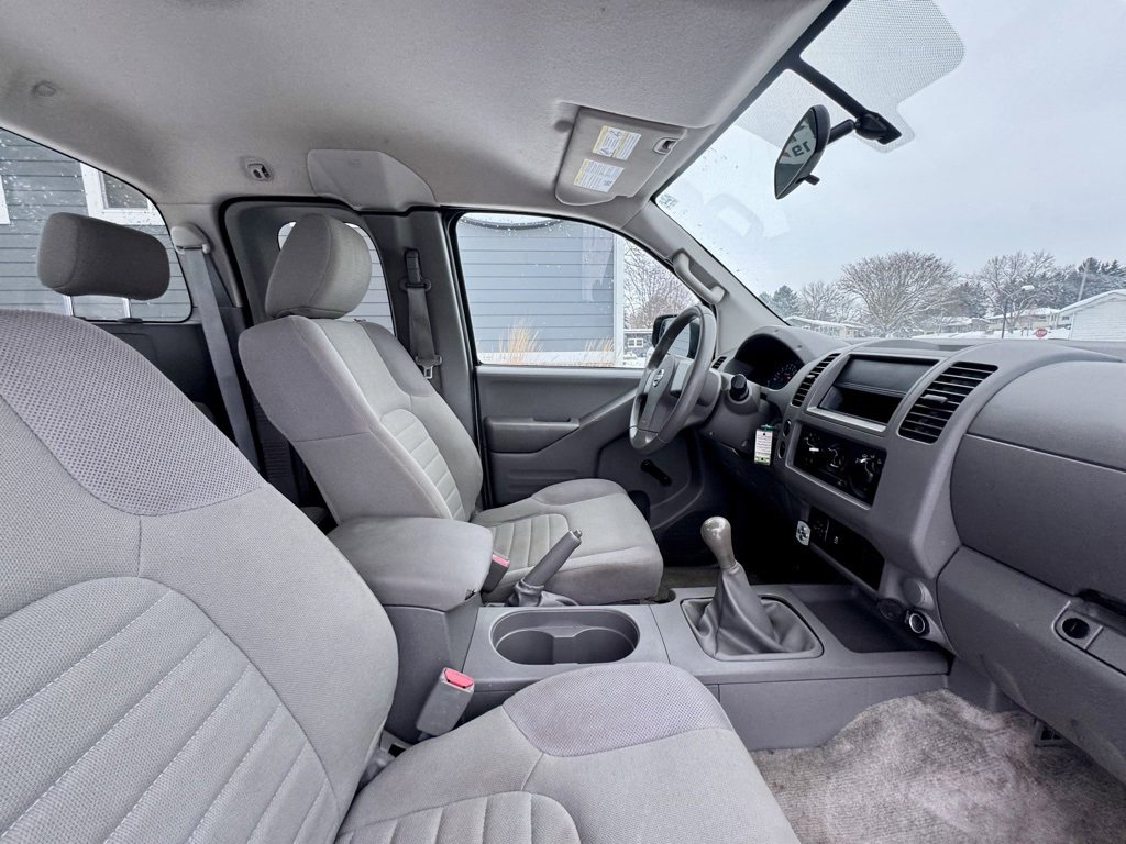 Used 2016 Nissan Frontier S image 13