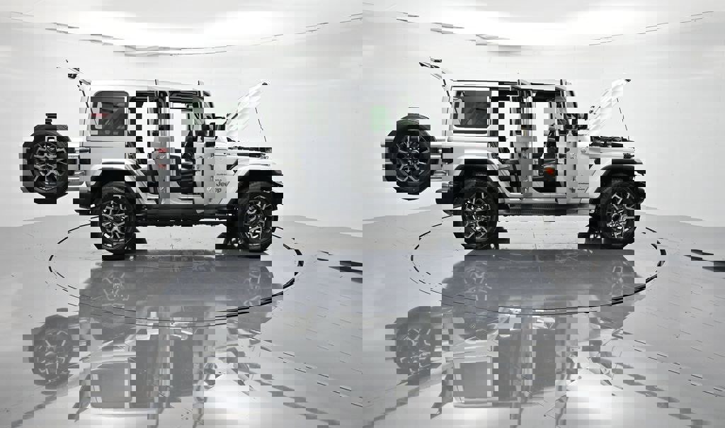 New 2024 Jeep Wrangler Unlimited Sahara w/ Technology Group image 48