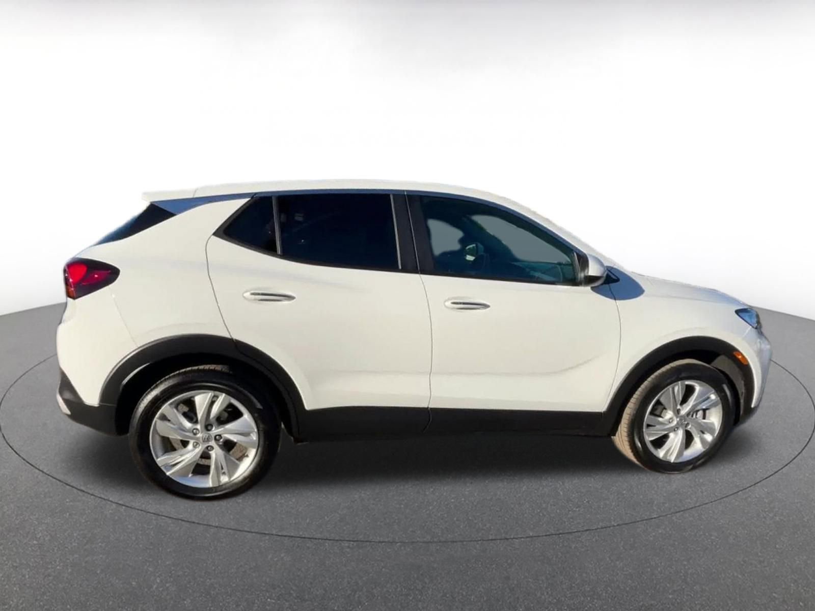 Used 2025 Buick Encore GX Preferred image 16