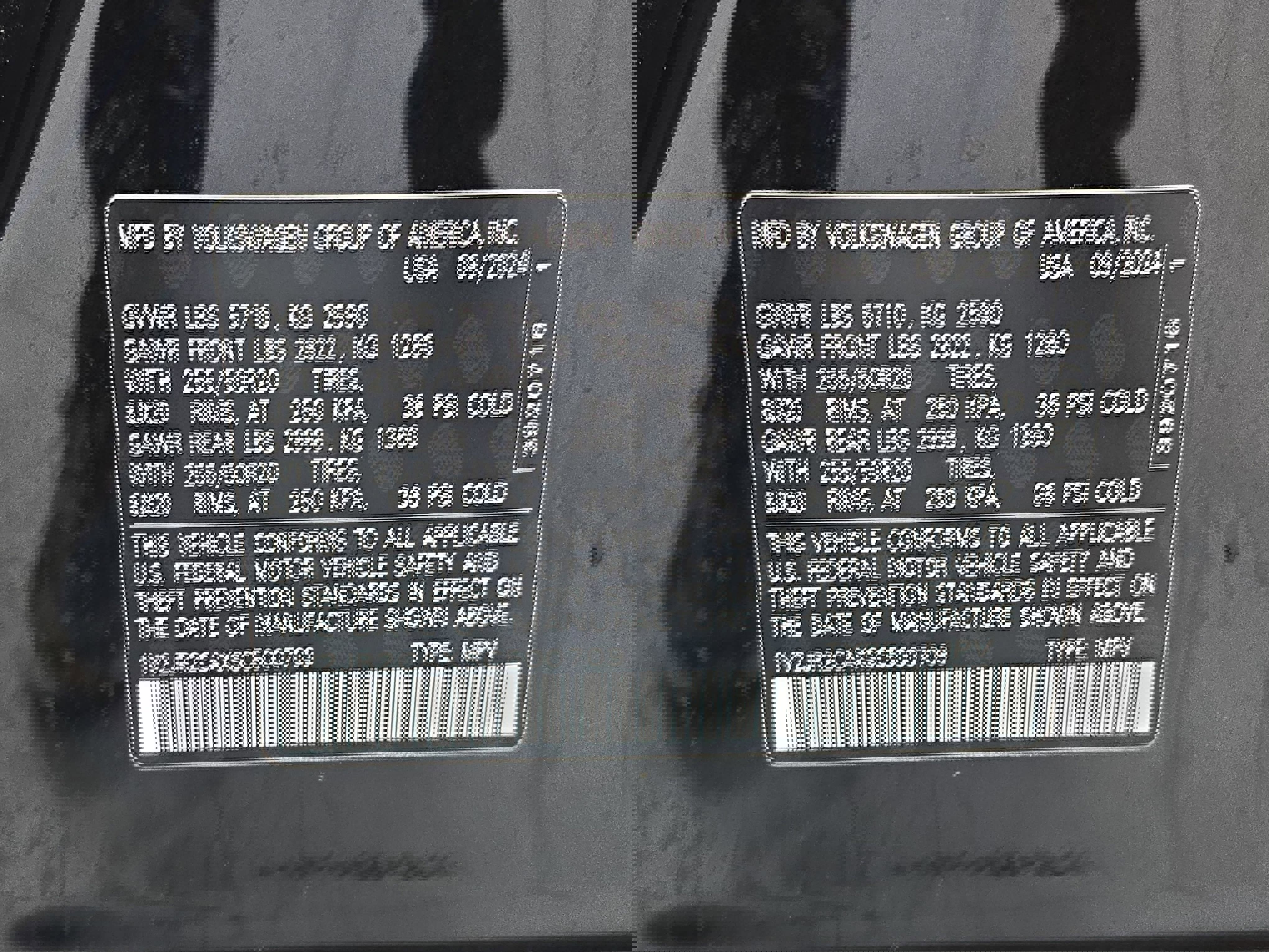 Used 2025 Volkswagen Atlas SE image 37