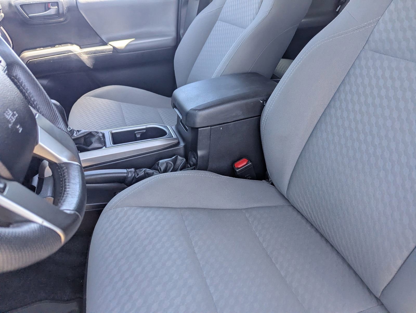 Used 2022 Toyota Tacoma SR5 image 19