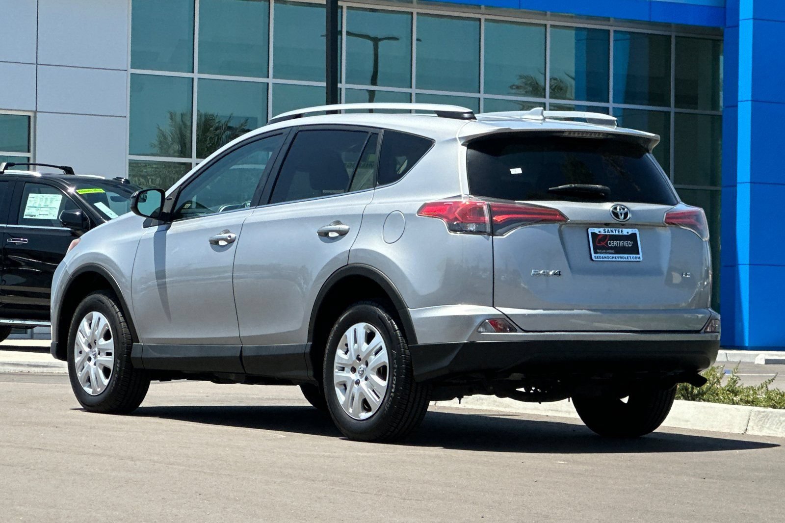 Used 2017 Toyota RAV4 LE w/ All Weather Liner Package FWD image 6