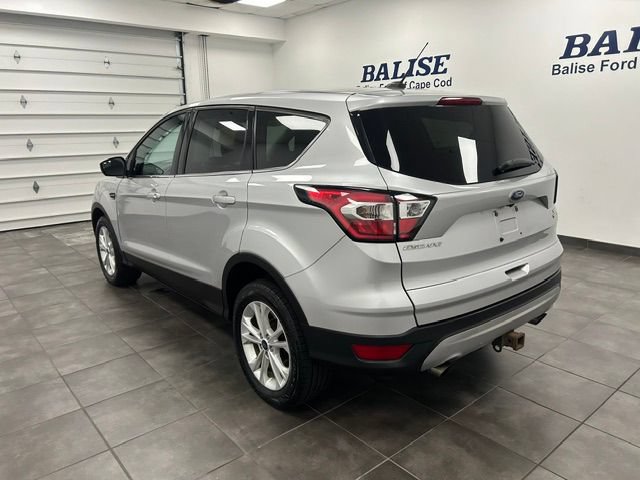 Used 2017 Ford Escape SE AWD/4WD image 5