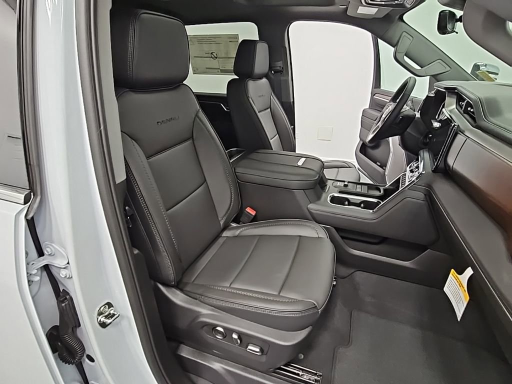 New 2026 GMC Sierra 2500 Denali w/ Denali Reserve Package image 40