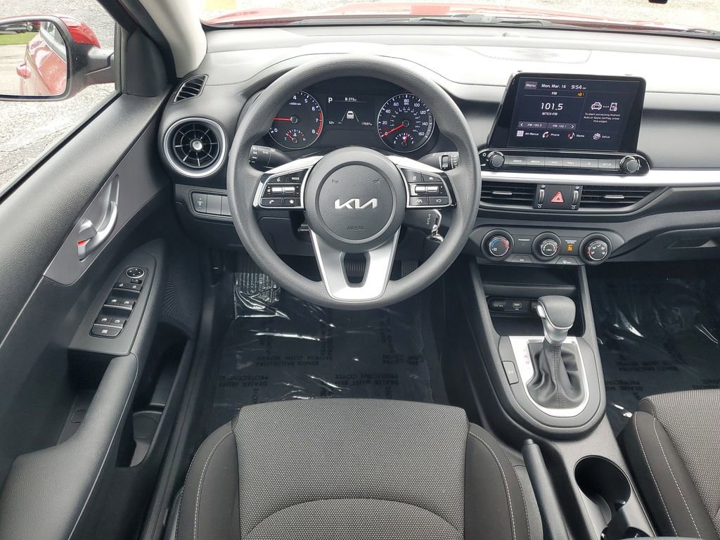 Used 2023 Kia Forte LXS image 25