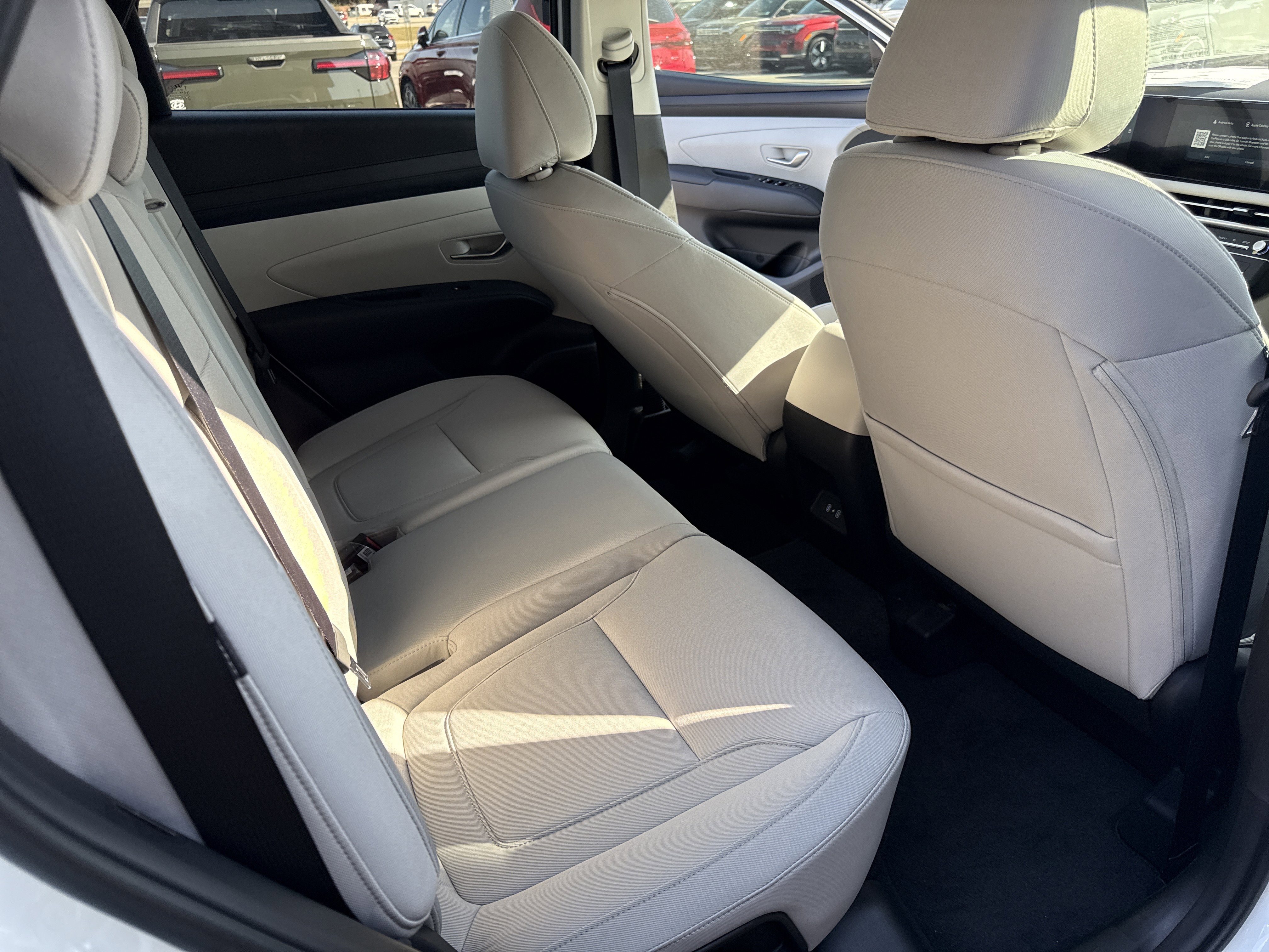 New 2026 Hyundai Tucson SE image 13