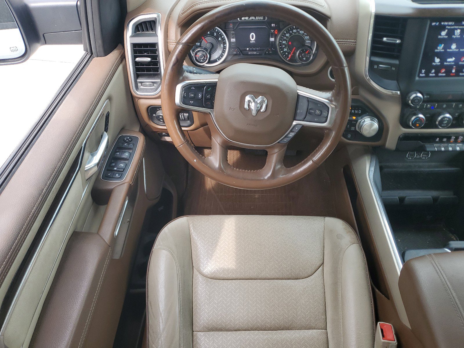 Used 2021 RAM 1500 Laramie AWD/4WD image 11
