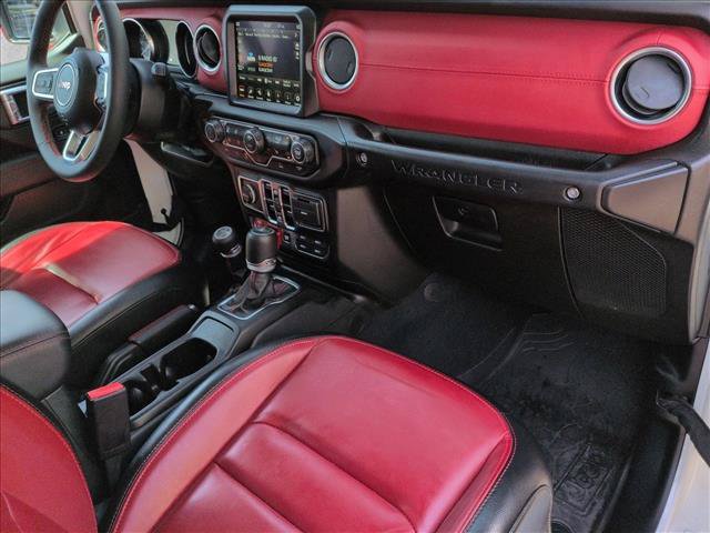 Used 2023 Jeep Wrangler Unlimited Rubicon 4xe AWD/4WD image 22