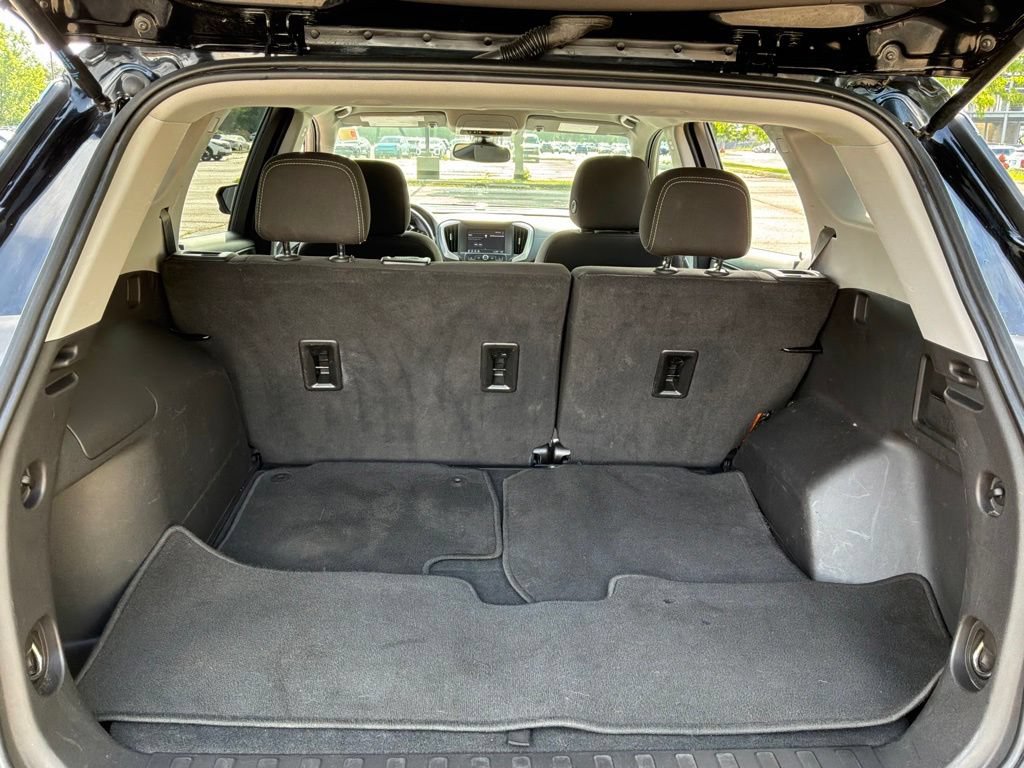 Used 2024 GMC Terrain SLE AWD/4WD image 26