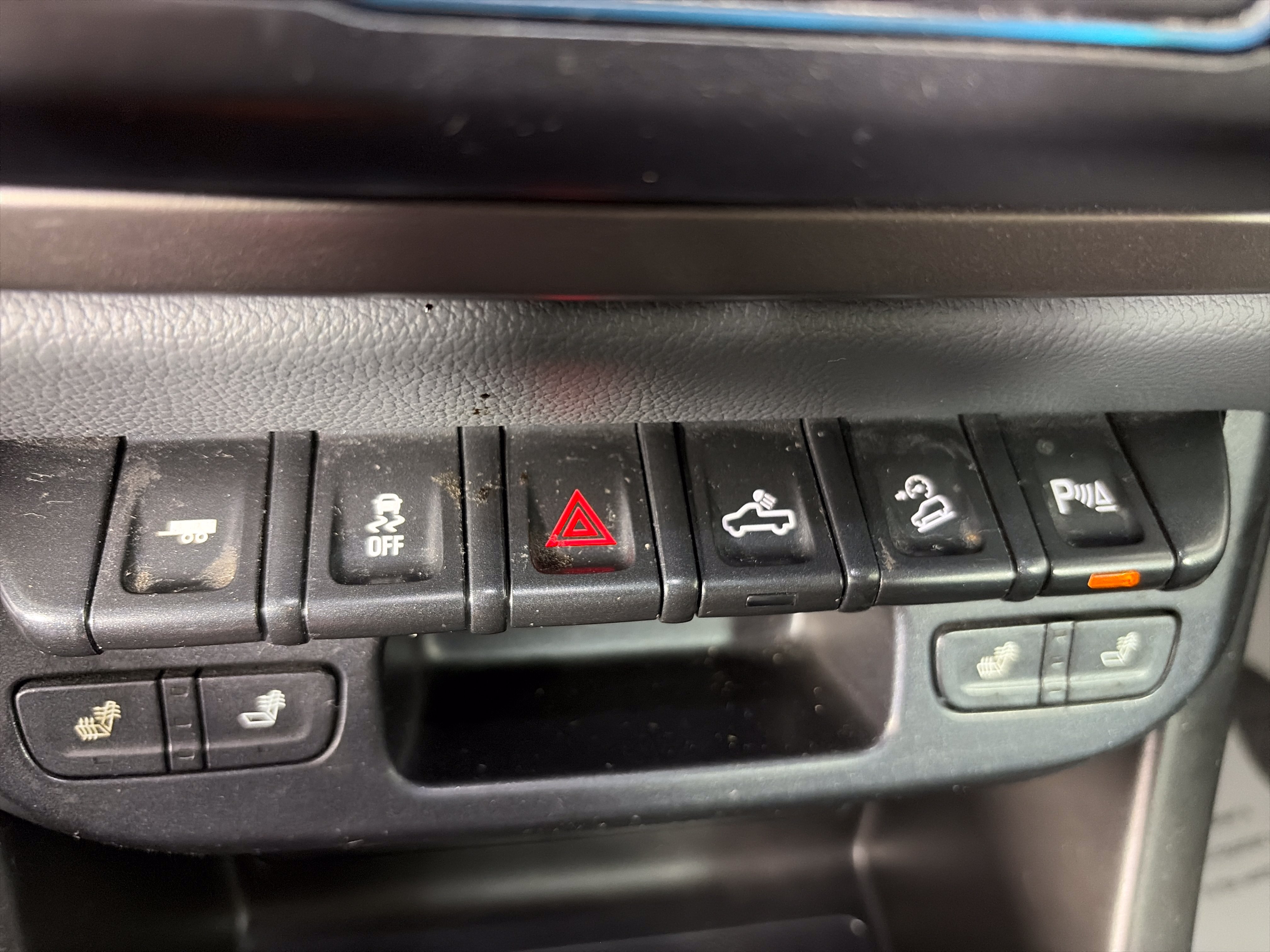 Used 2019 Chevrolet Colorado Z71 AWD/4WD image 28
