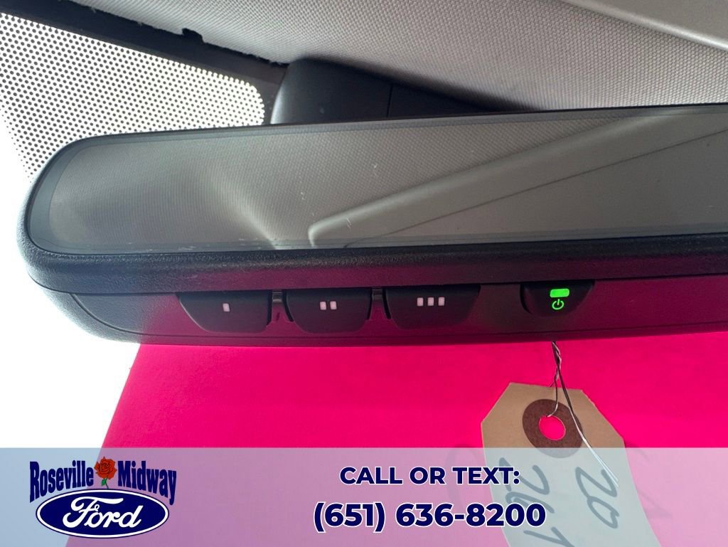 Used 2020 Toyota Highlander XLE AWD/4WD image 20