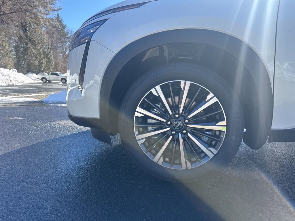 New 2026 Nissan Pathfinder Platinum image 11