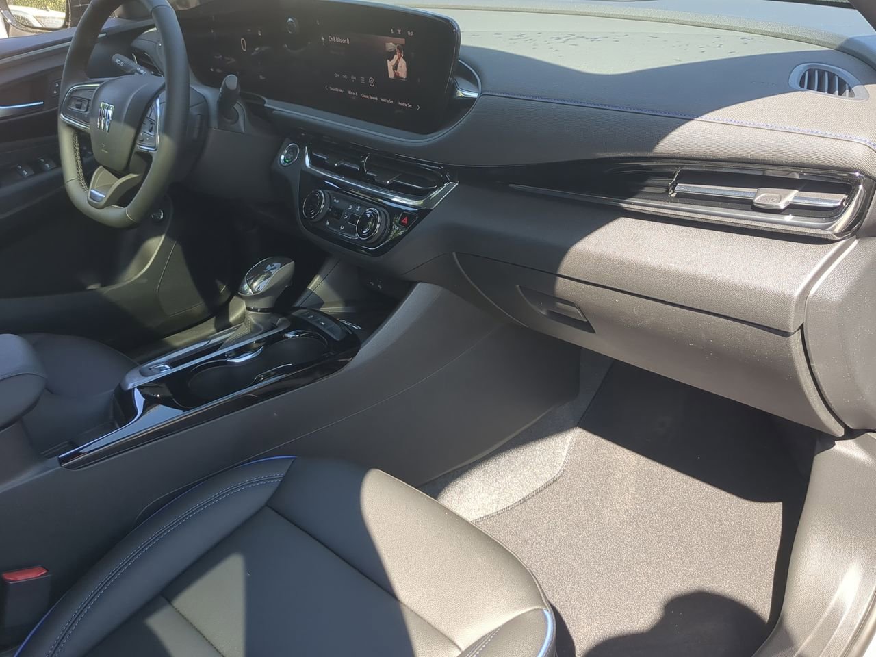 New 2026 Buick Envista Sport Touring w/ Convenience I Package FWD image 26