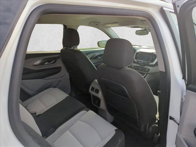 Used 2023 GMC Terrain SLE w/ Driver Convenience Package image 18