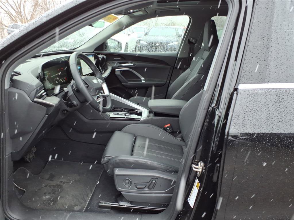 Certified 2025 Audi Q5 Premium w/ Premium Plus AWD/4WD image 10