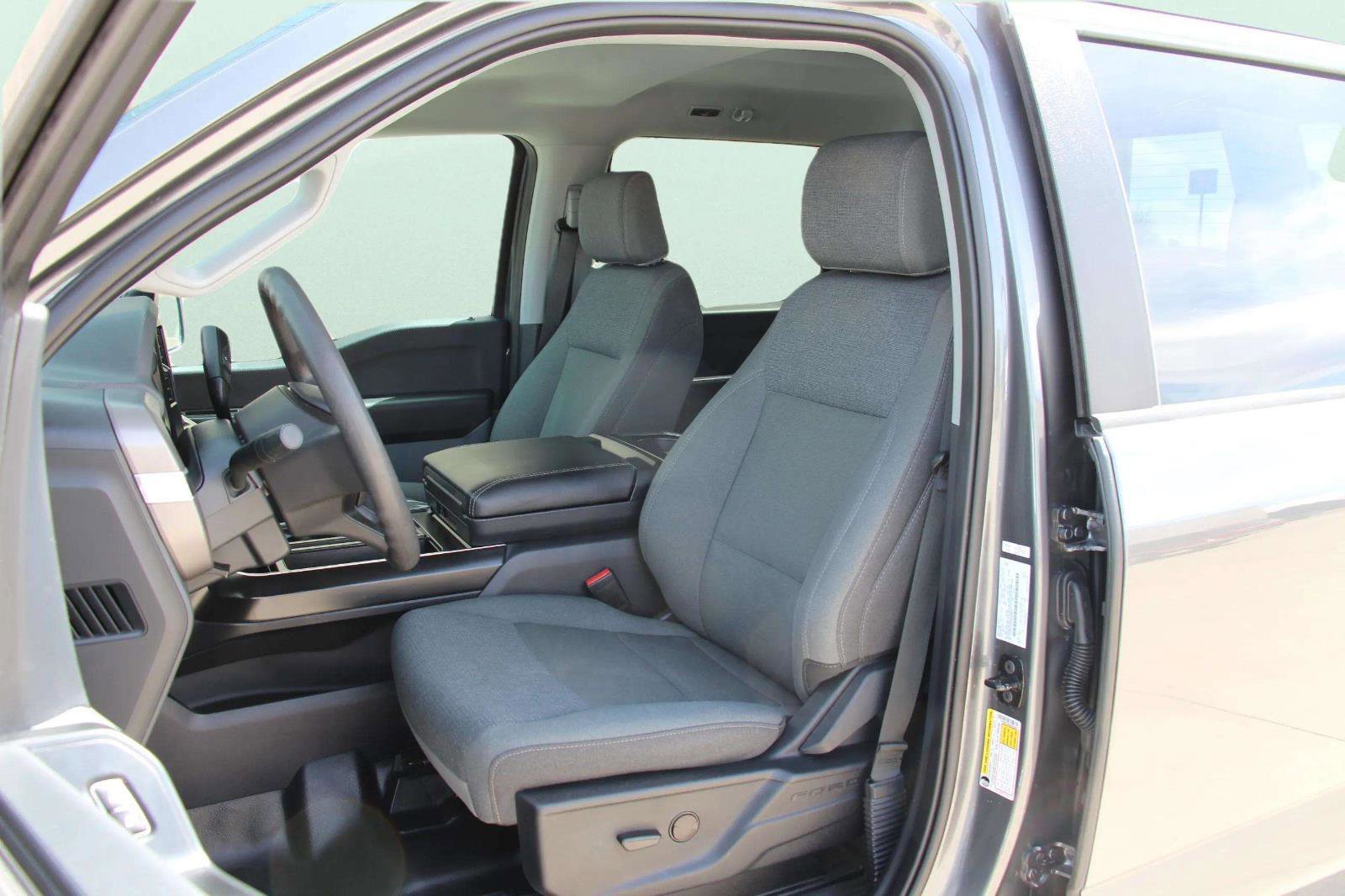 Used 2025 Ford F150 XL w/ Equipment Group 104A Hybrid image 15