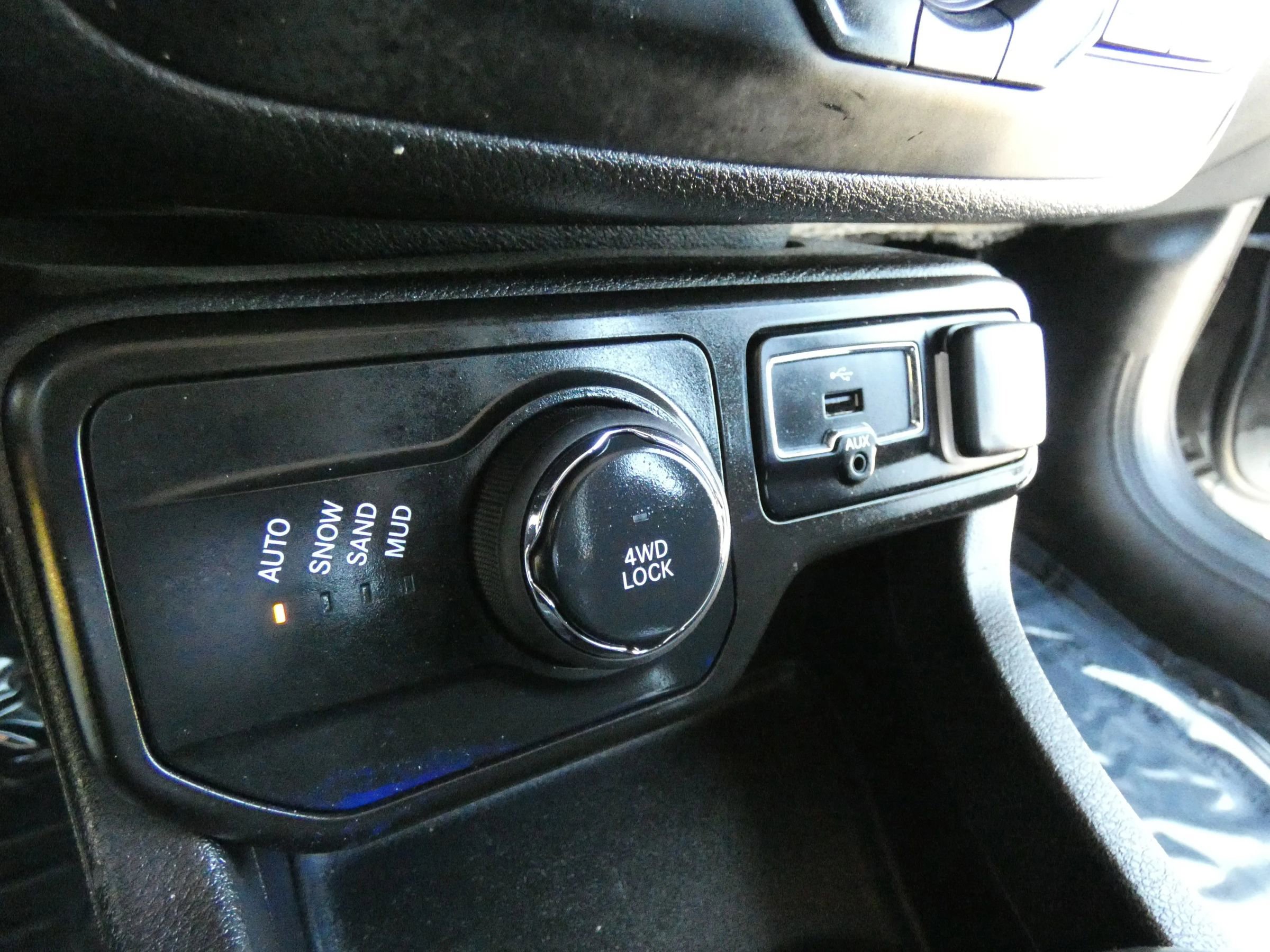 Used 2022 Jeep Renegade Latitude image 62