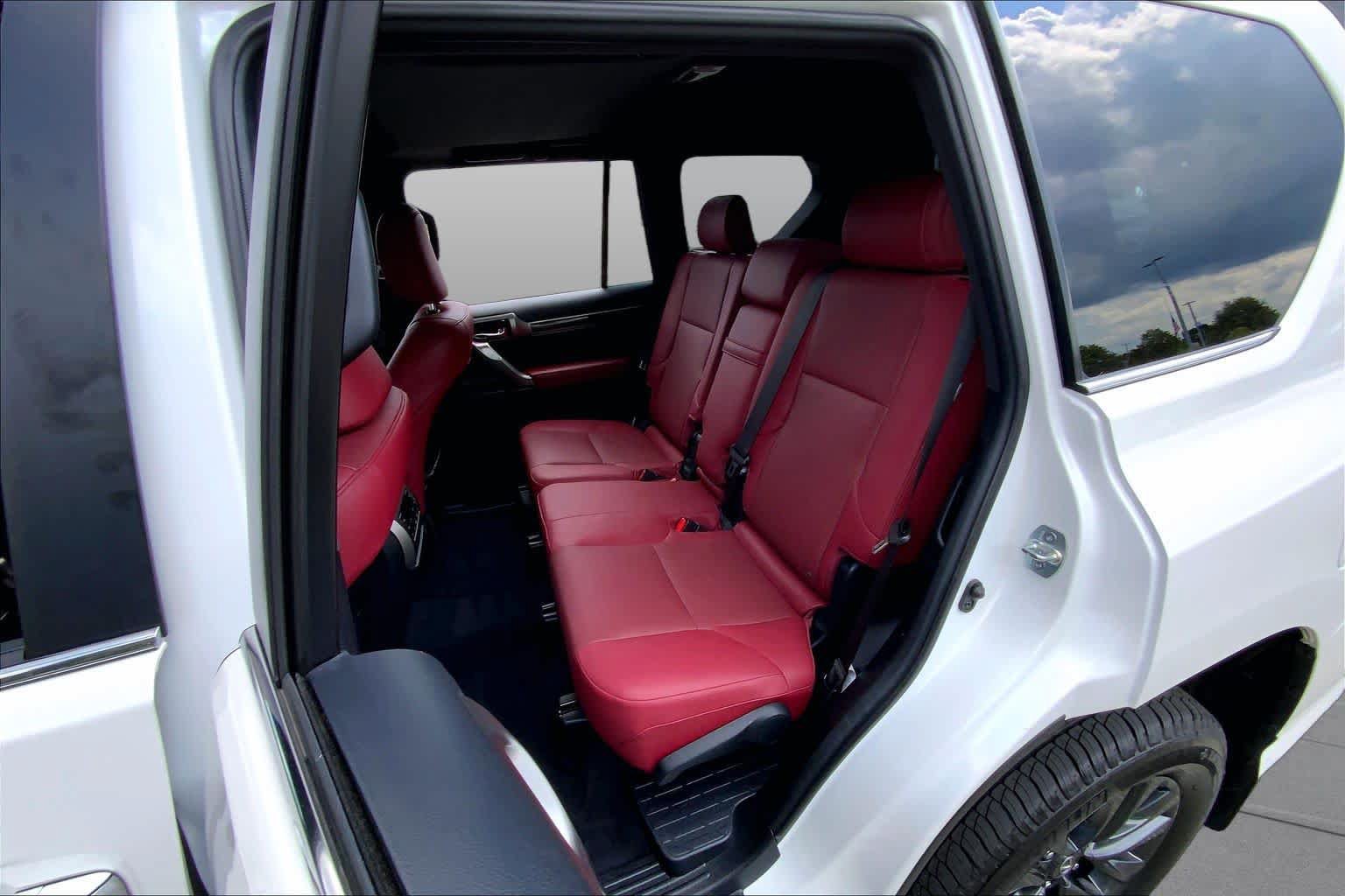 Certified 2023 Lexus GX 460 Premium w/ Premium Package AWD/4WD image 21