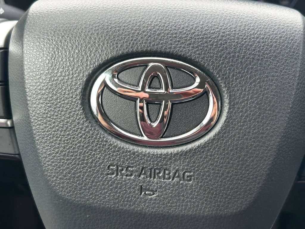 Certified 2025 Toyota Highlander Platinum AWD/4WD image 46