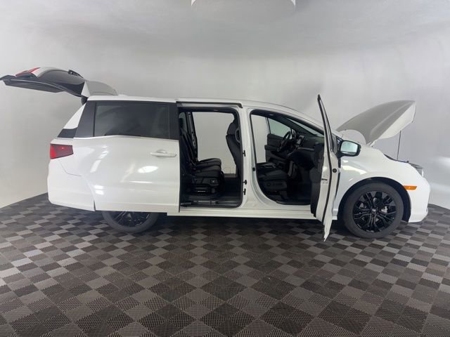 Certified 2026 Honda Odyssey Sport-L image 17