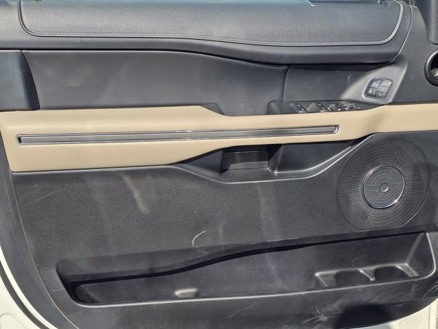 Used 2022 Ford Expedition Max XLT RWD image 30