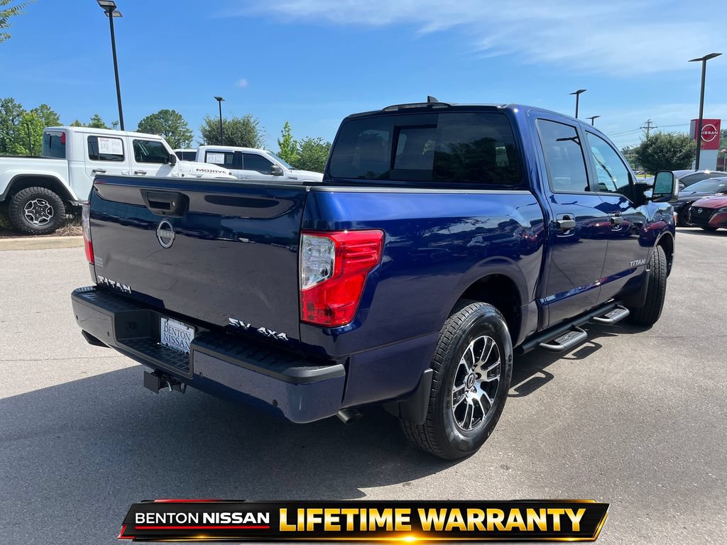 Used 2024 Nissan Titan SV w/ SV Convenience Package AWD/4WD image 9